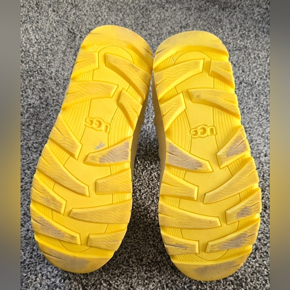 UGG RAINCLOUD CANARY WATERPROOF RUBBER RAIN BOOTS US 7 / EU 38 / UK 5 - Picture 7 of 10